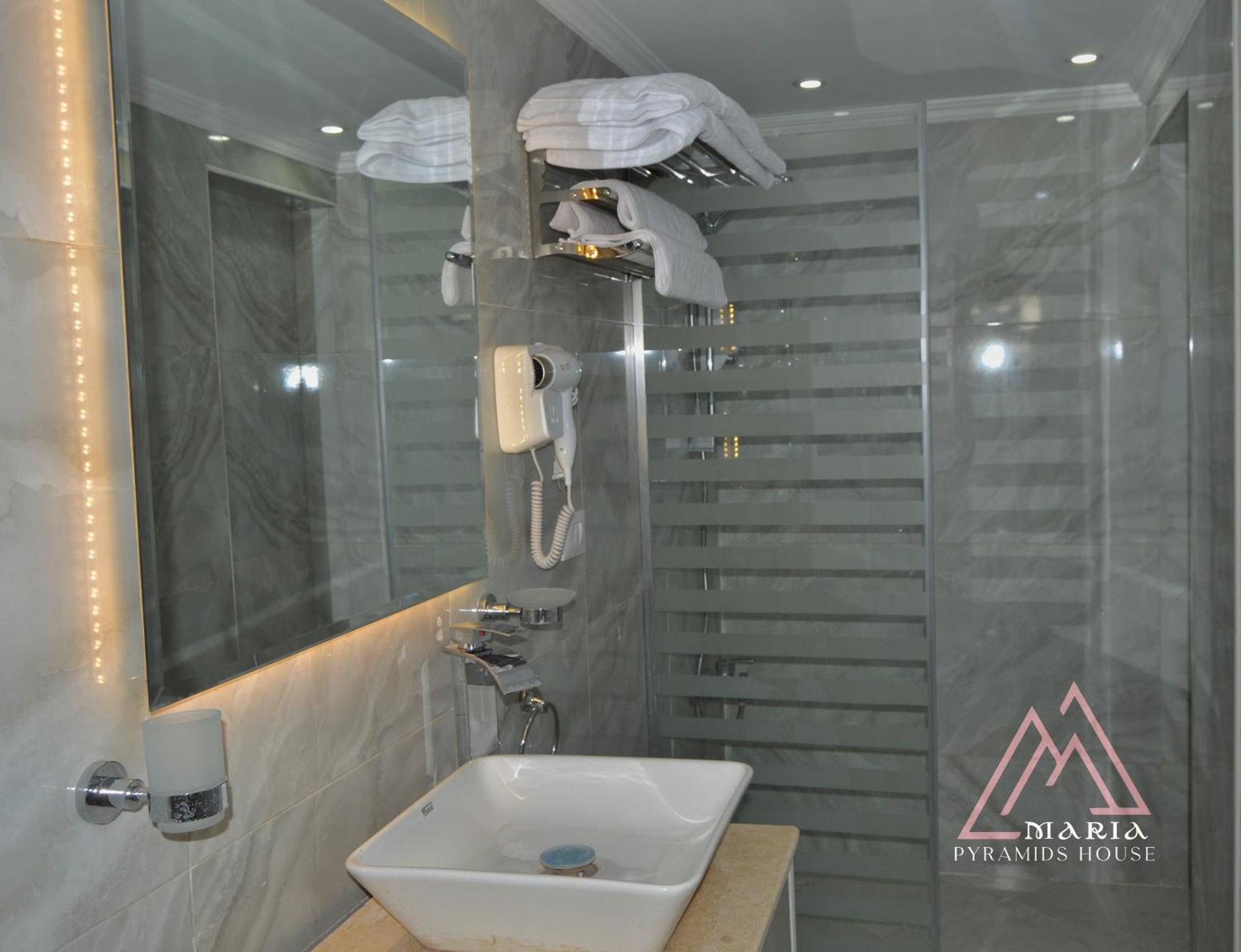 Maria Pyramids House Hotel Kafret el-Gabal Exterior photo